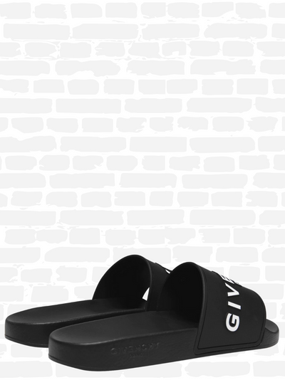 ג׳יבנשי כפכפים צבע שחור  Sandals with print