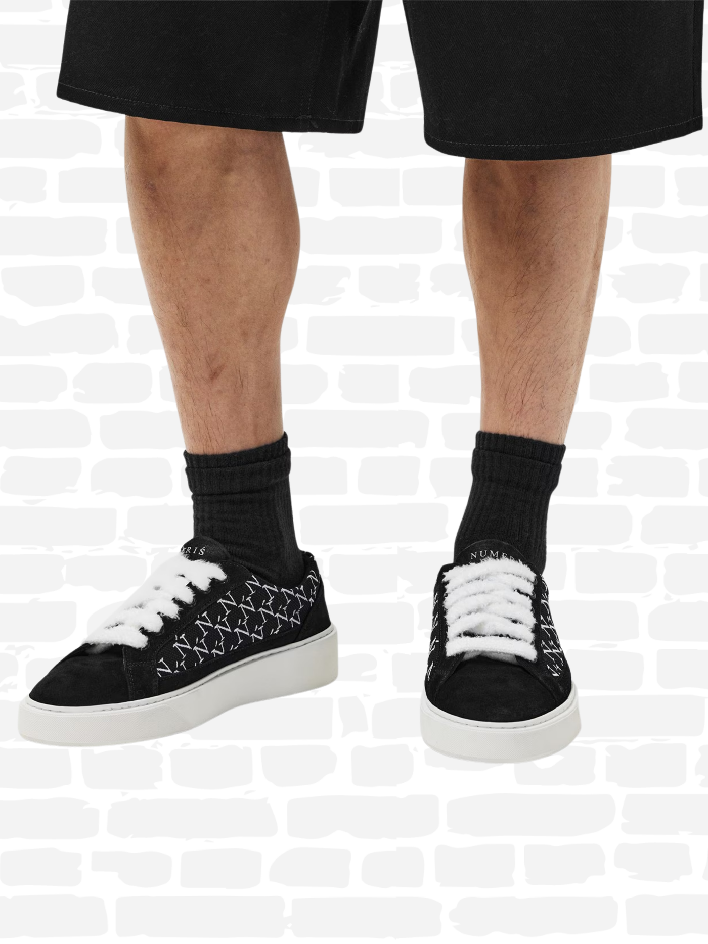 נומריס  נעליים צבע שחור LOW TRAINERS