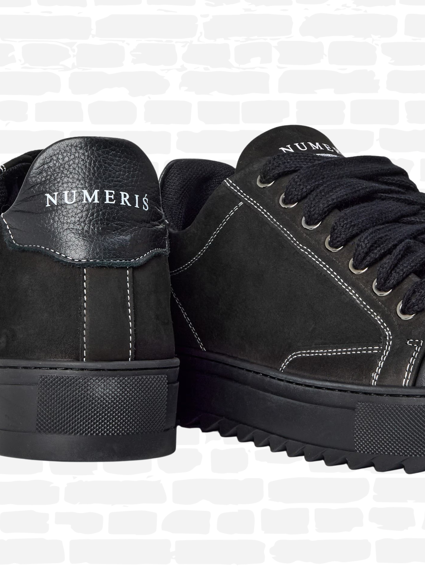 נומריס  נעליים צבע שחור SIGNET SN54