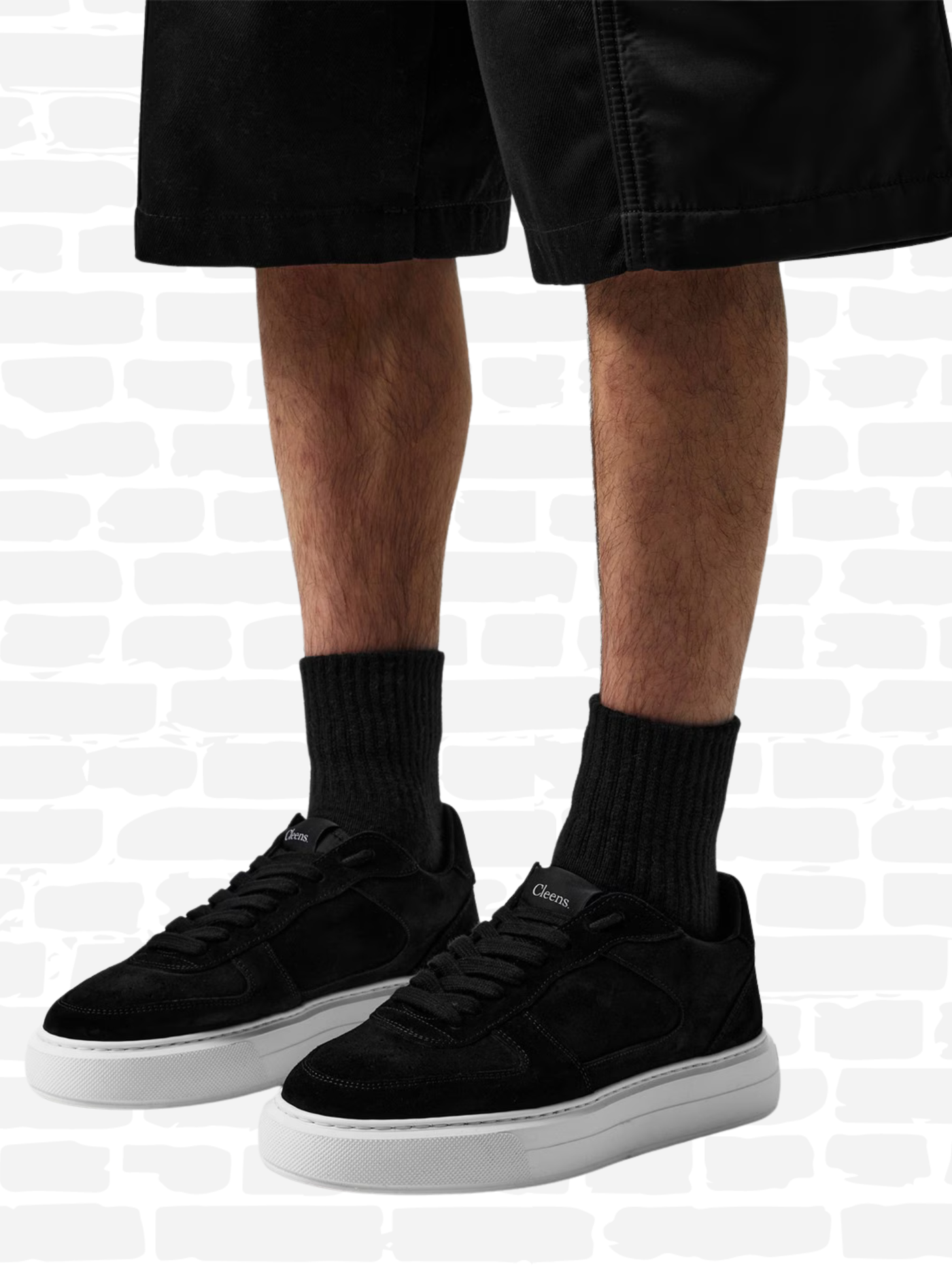 קלינס נעליים צבע שחור COURT SUEDE TRAINERS