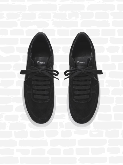 קלינס נעליים צבע שחור COURT SUEDE TRAINERS
