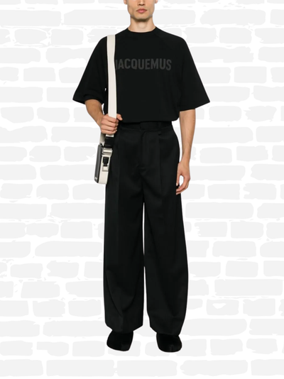 ג'קמוס טי שירט צבע שחור TYPO LOGO-PRINT