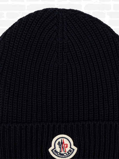 מונקלר כובע צבע שחור LOGO BEANIE