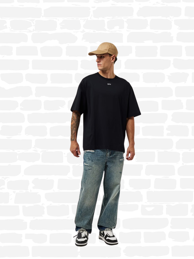 אוף וויט טי שירט צבע שחור ARROW SKATE T‑SHIRT