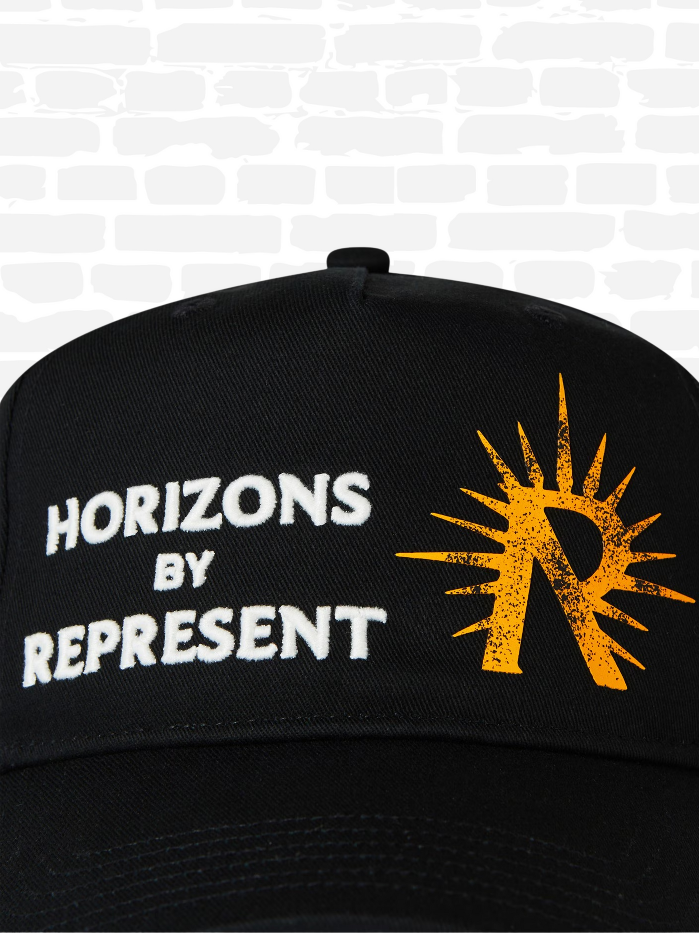 Casquette de couleur noire représentant REP HORIZONS CAP SN42 