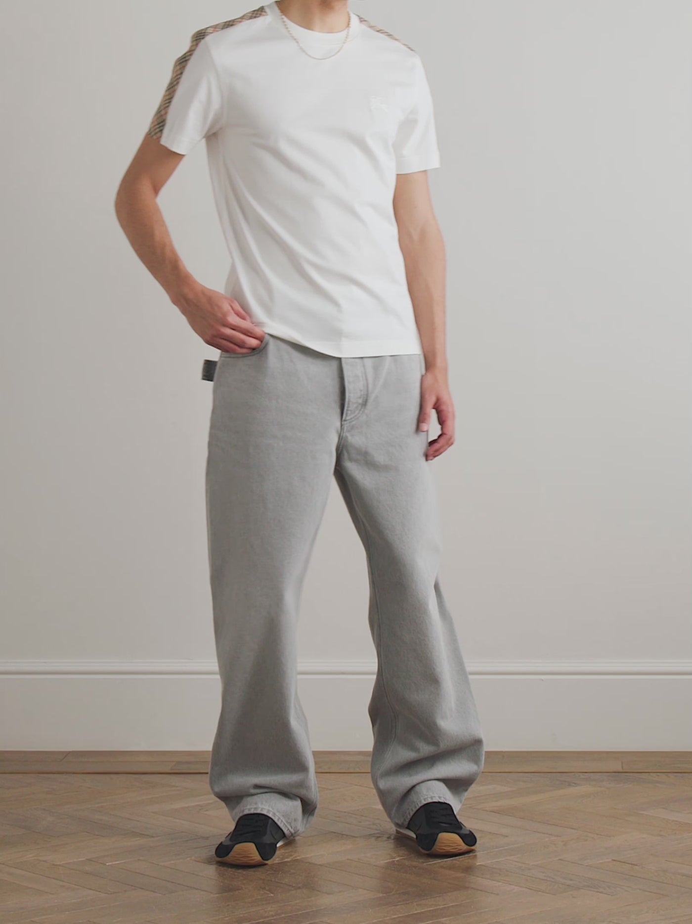 ברברי טי שירט צבע לבן CHECK-TRIM T-SHIRT