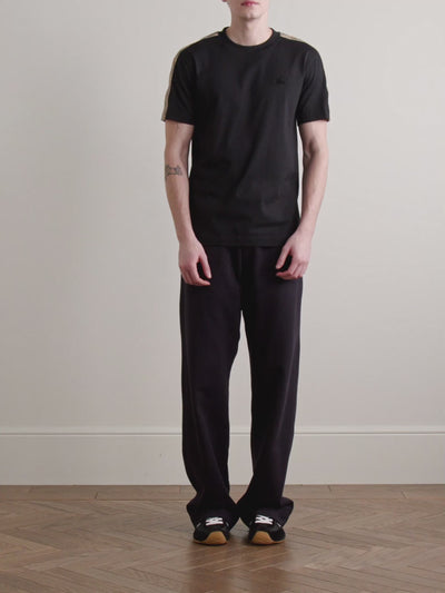 ברברי טי שירט צבע שחור CHECK-TRIM T-SHIRT