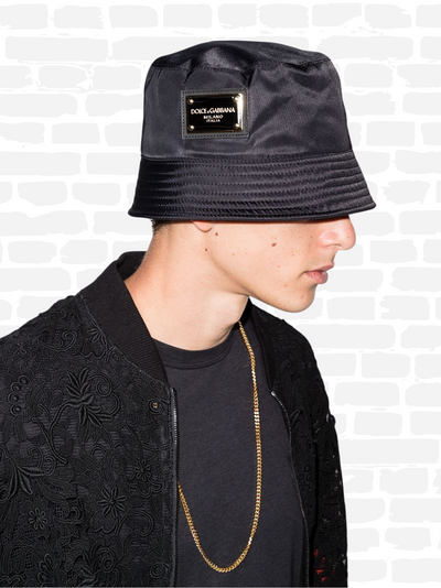 דולצ'ה גאבנה כובע צבע שחור LOGO PLATE BUCKET HAT