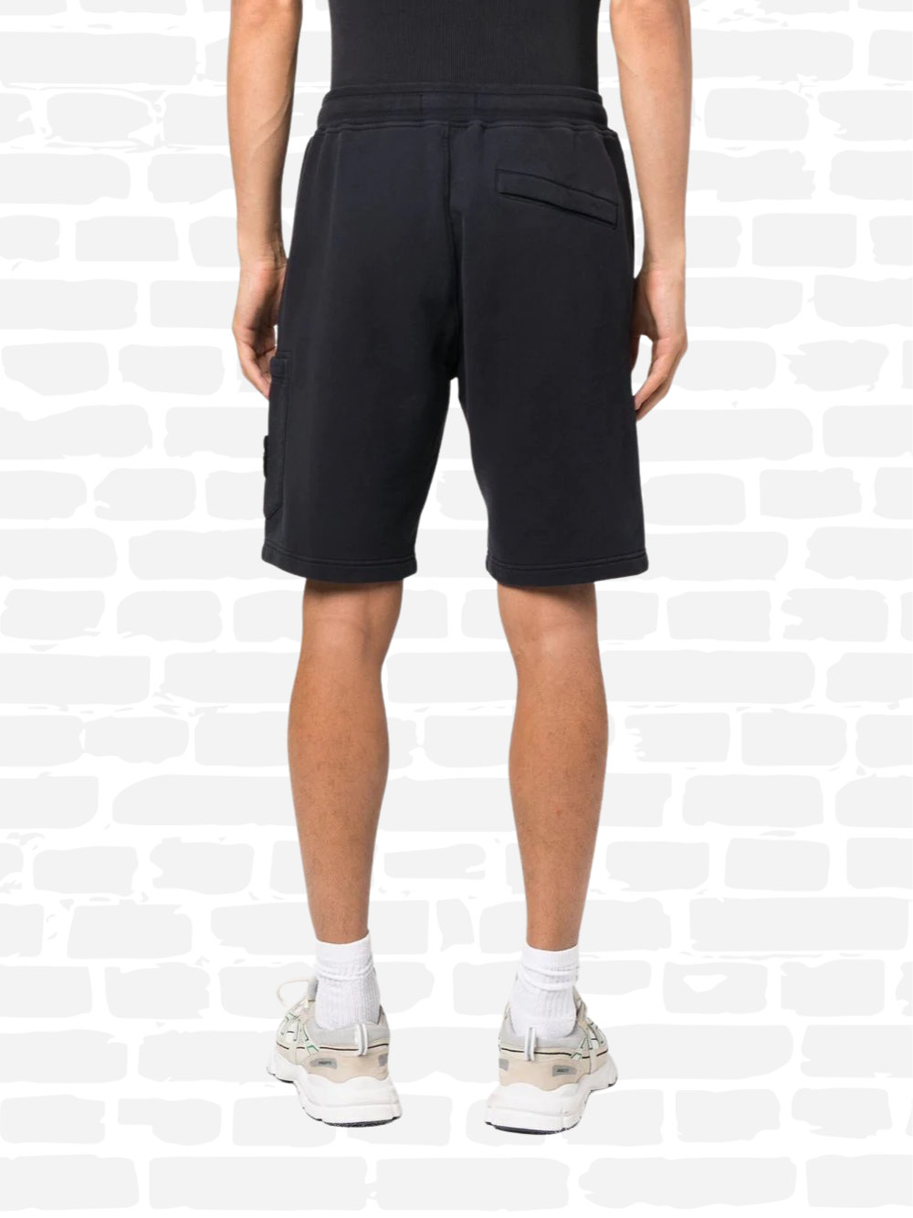 SHORT À POCHE BADGE Pantalon Stone Island couleur noir